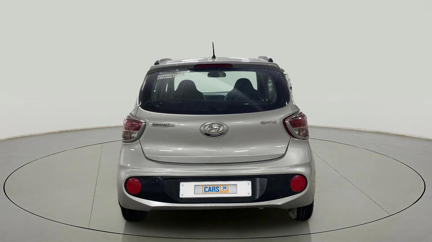 2018 Hyundai Grand i10 SPORTZ 1.2 KAPPA VTVT, Petrol, Manual, 45,269 km, Back/Rear