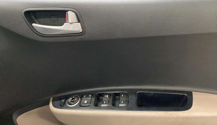 2018 Hyundai Grand i10 SPORTZ 1.2 KAPPA VTVT, Petrol, Manual, 45,269 km, Driver Side Door Panels Control