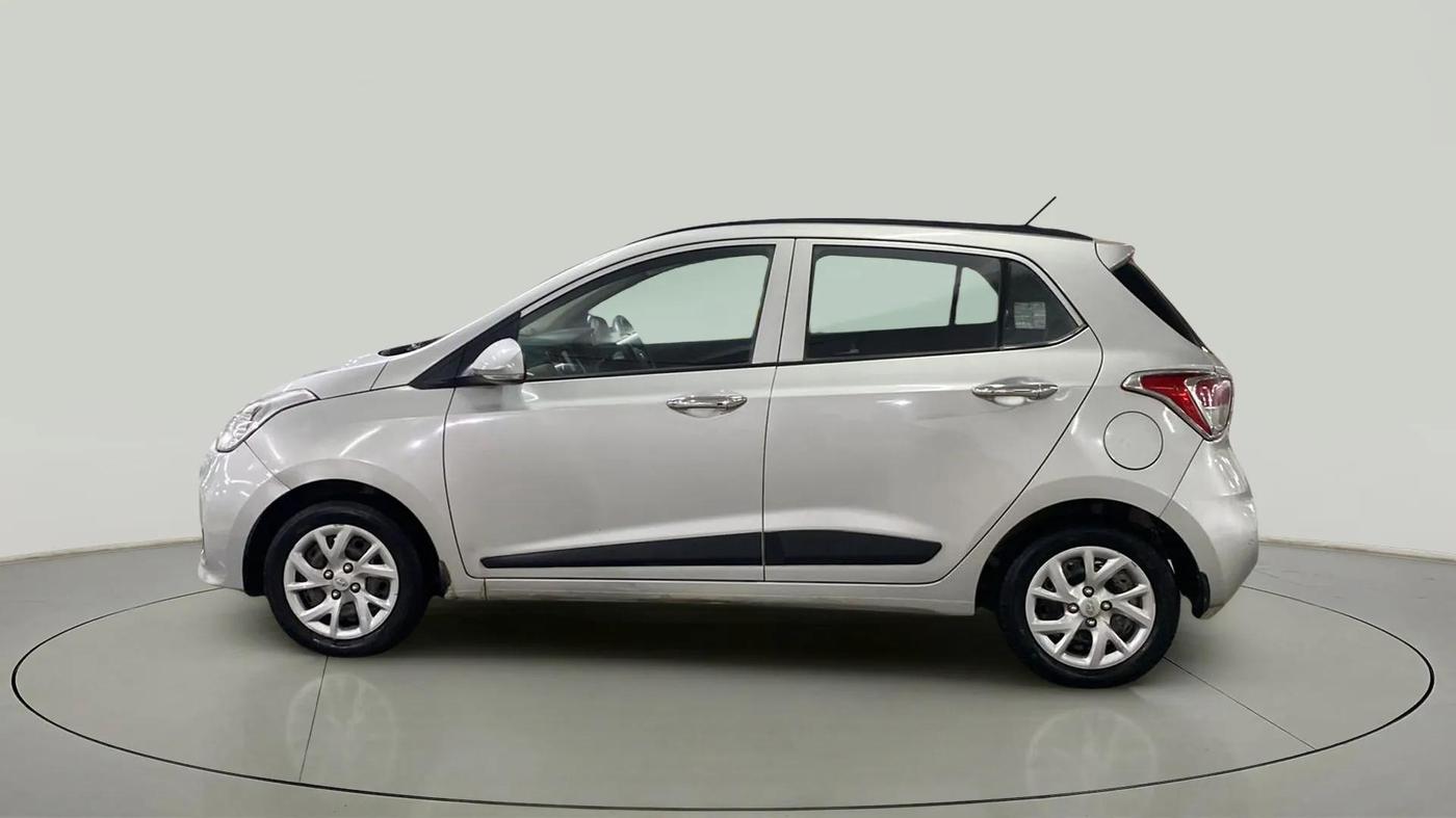 2018 Hyundai Grand i10 SPORTZ 1.2 KAPPA VTVT, Petrol, Manual, 45,269 km, Left Side