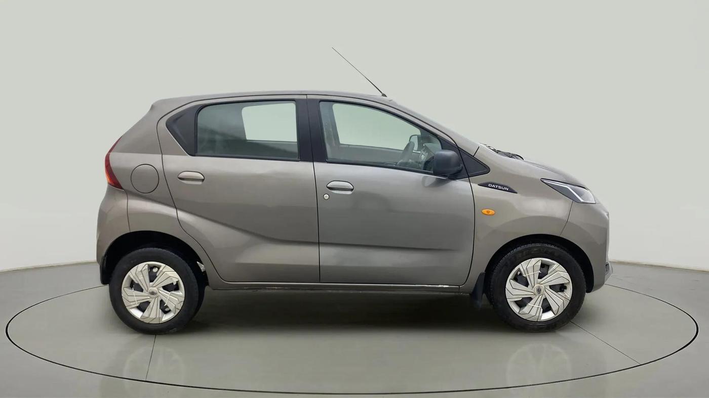 2020 Datsun Redi Go T, Petrol, Manual, 32,687 km, Right Side View