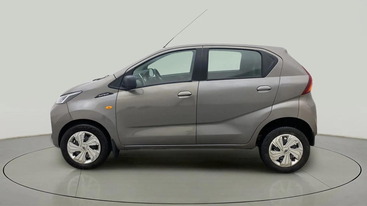 2020 Datsun Redi Go T, Petrol, Manual, 32,687 km, Left Side