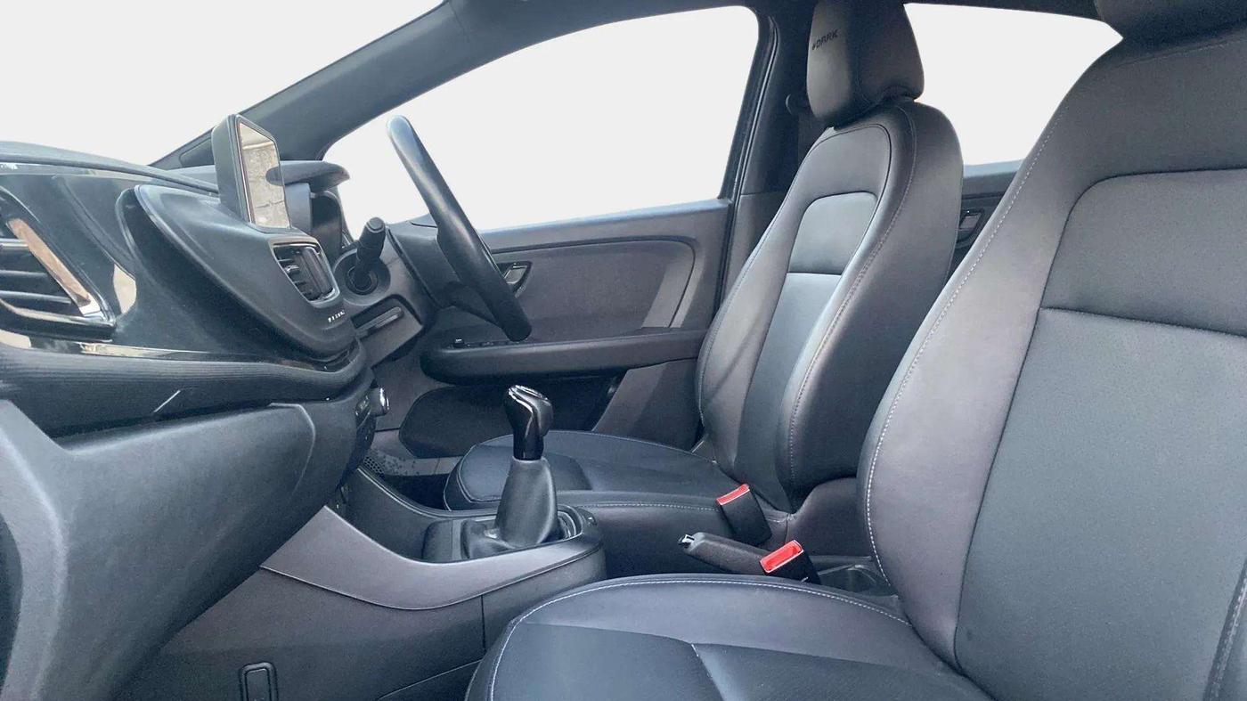 2022 Tata ALTROZ XT DIESEL DARK EDITION, Diesel, Manual, 29,918 km, Right Side Front Door Cabin