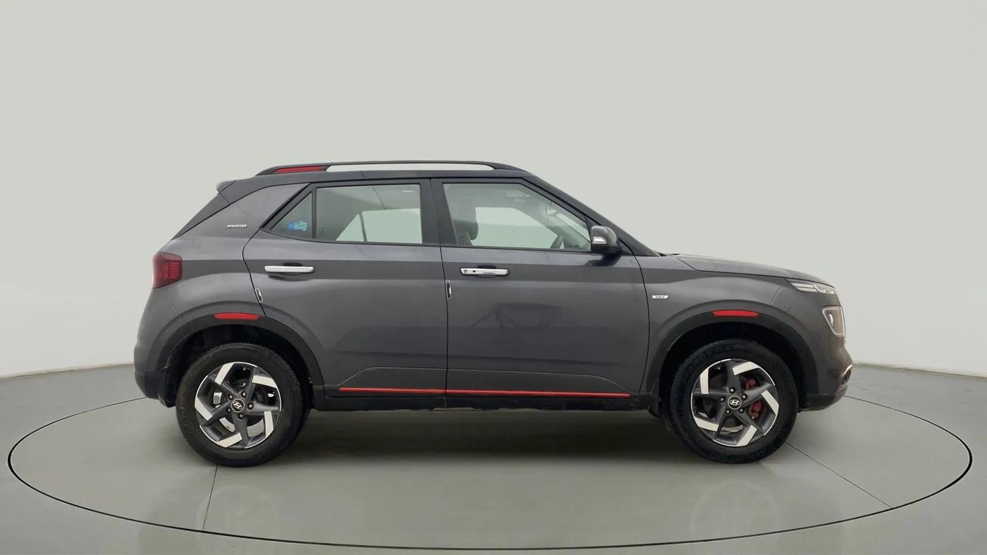 2020 Hyundai VENUE SX 1.0 (O) TURBO IMT DUAL TONE, Petrol, Manual, 39,387 km, Right Side View