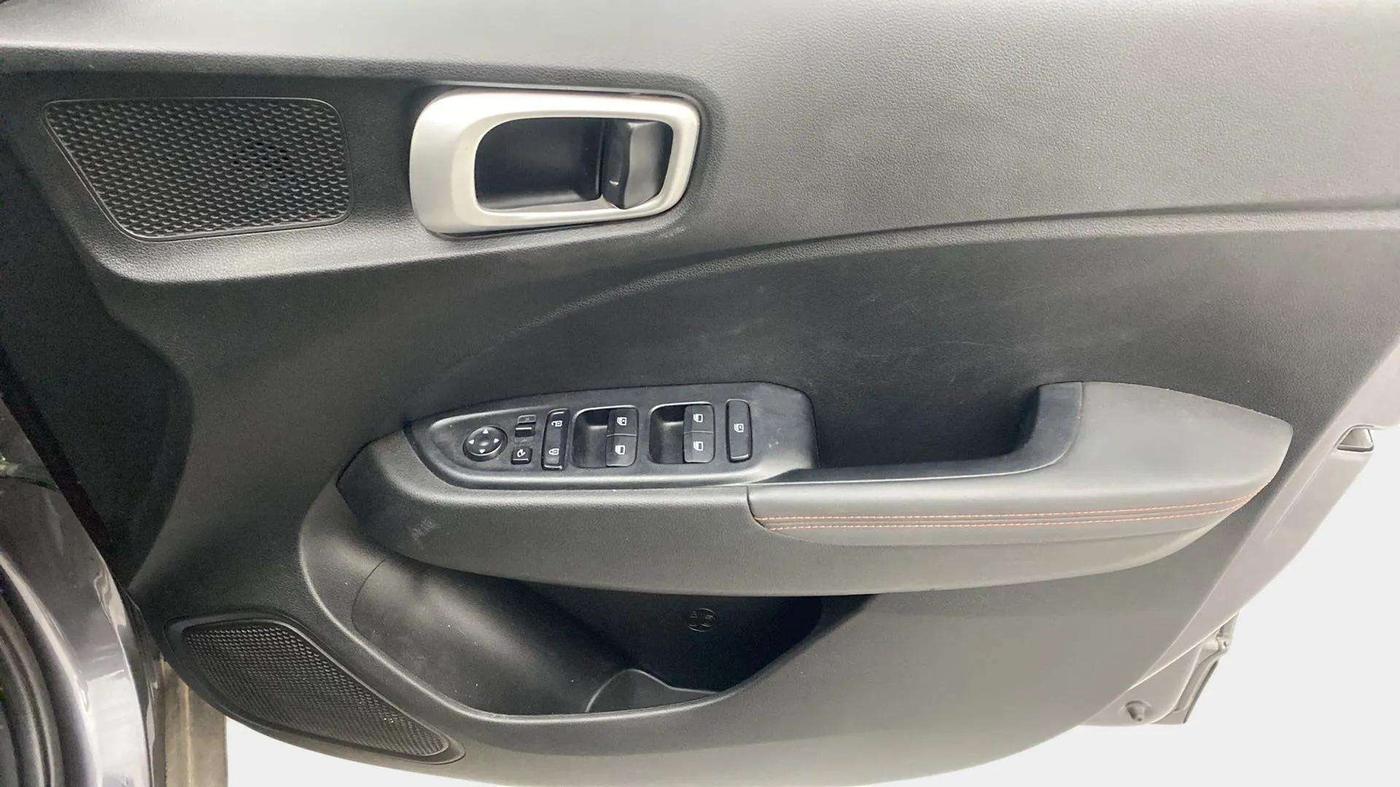 2020 Hyundai VENUE SX 1.0 (O) TURBO IMT DUAL TONE, Petrol, Manual, 39,387 km, Driver Side Door Panels Control