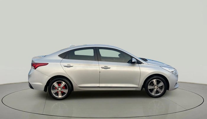 2017 Hyundai Verna 1.6 VTVT SX O, Petrol, Manual, 78,754 km, Right Side View