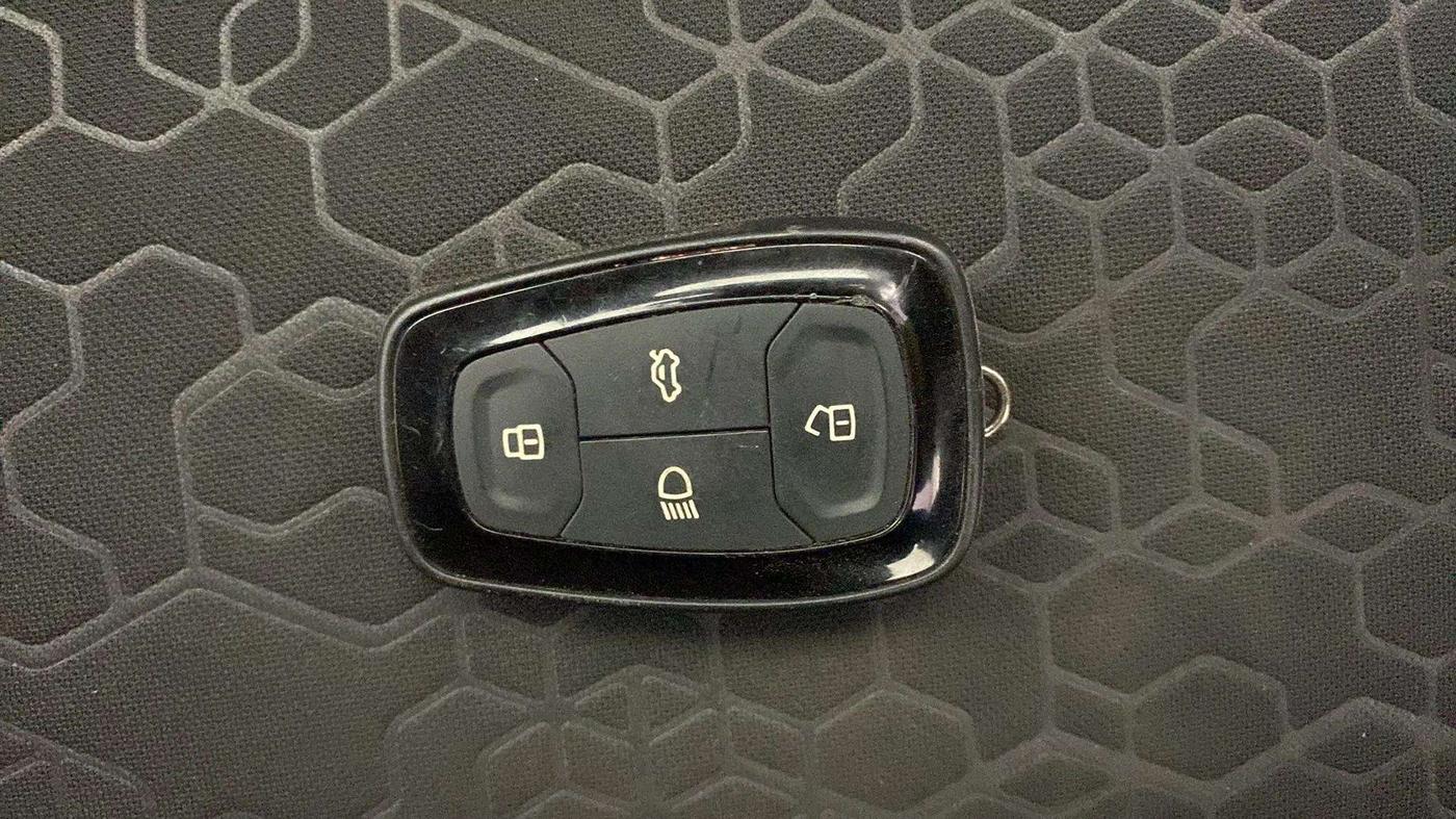 2021 Tata ALTROZ XZ I-TURBO PETROL, Petrol, Manual, 48,090 km, Key Close Up