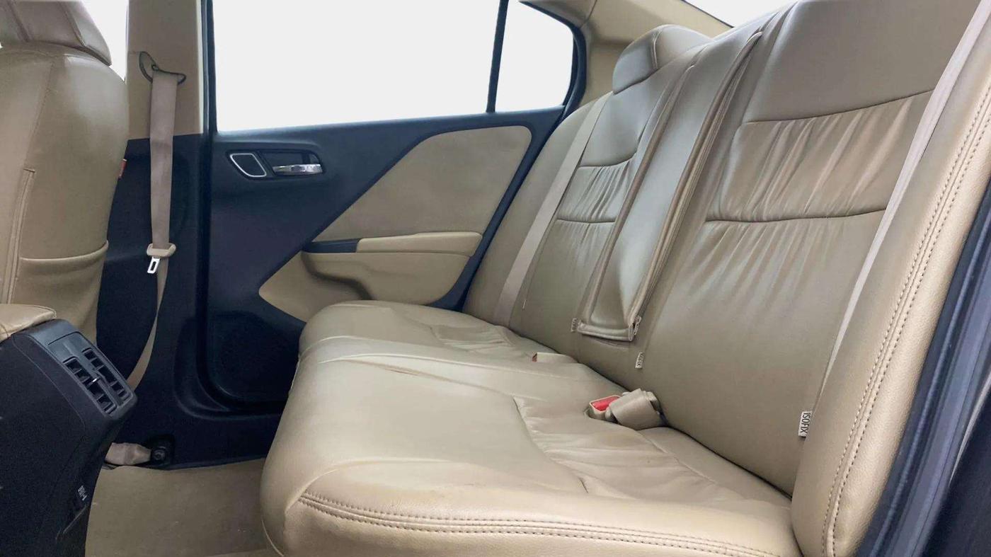 2018 Honda City 1.5L I-VTEC V MT, Petrol, Manual, 61,470 km, Right Side Rear Door Cabin