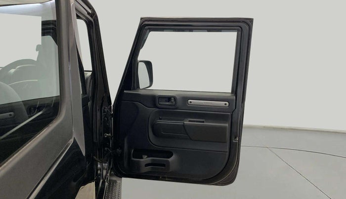 2021 Mahindra Thar LX D AT 4WD HT, Diesel, Automatic, 23,448 km, RHS Front Door