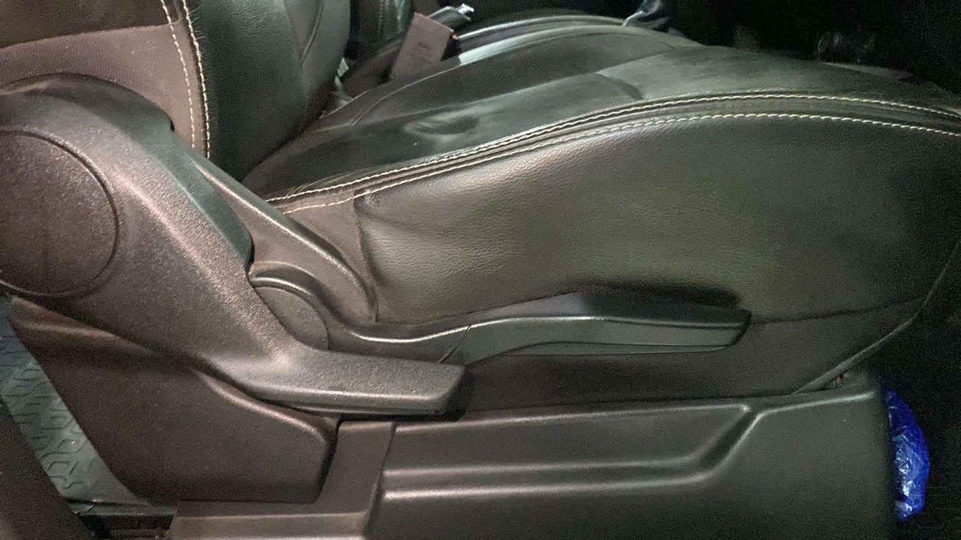 2019 Maruti XL6 ALPHA AT, Petrol, Automatic, 91,433 km, Driver Side Adjustment Panel