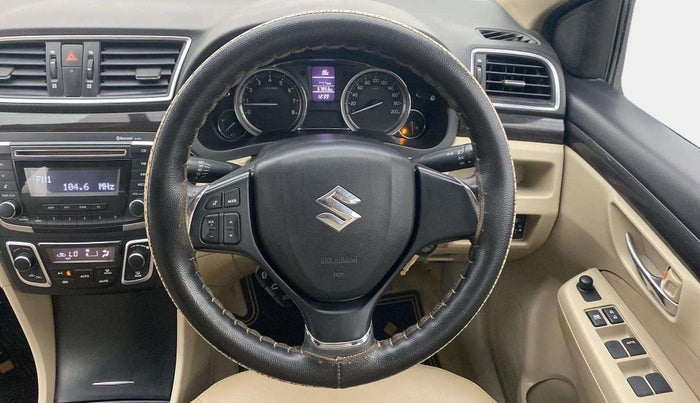 2016 Maruti Ciaz VXI+, Petrol, Manual, 58,304 km, Steering Wheel Close Up