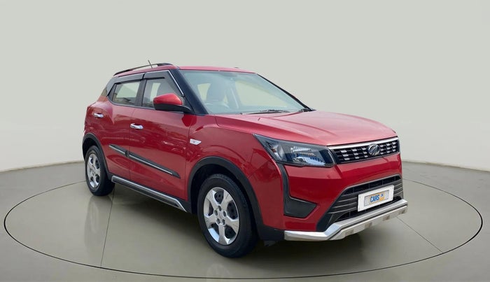 2022 Mahindra XUV300 W6 1.2 PETROL, Petrol, Manual, 24,612 km, Right Front Diagonal