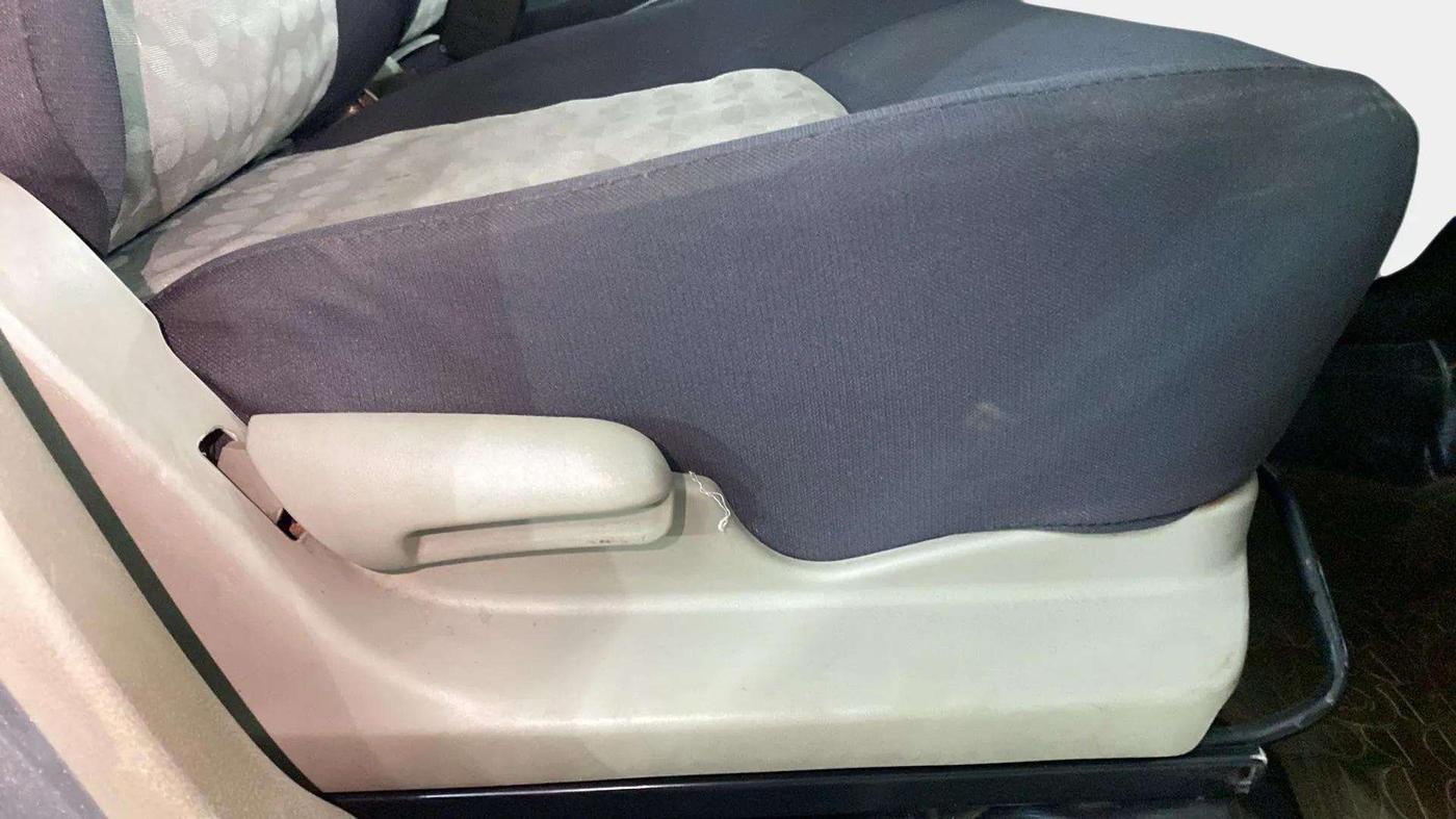 2016 Maruti Celerio VXI, Petrol, Manual, 37,817 km, Driver Side Adjustment Panel