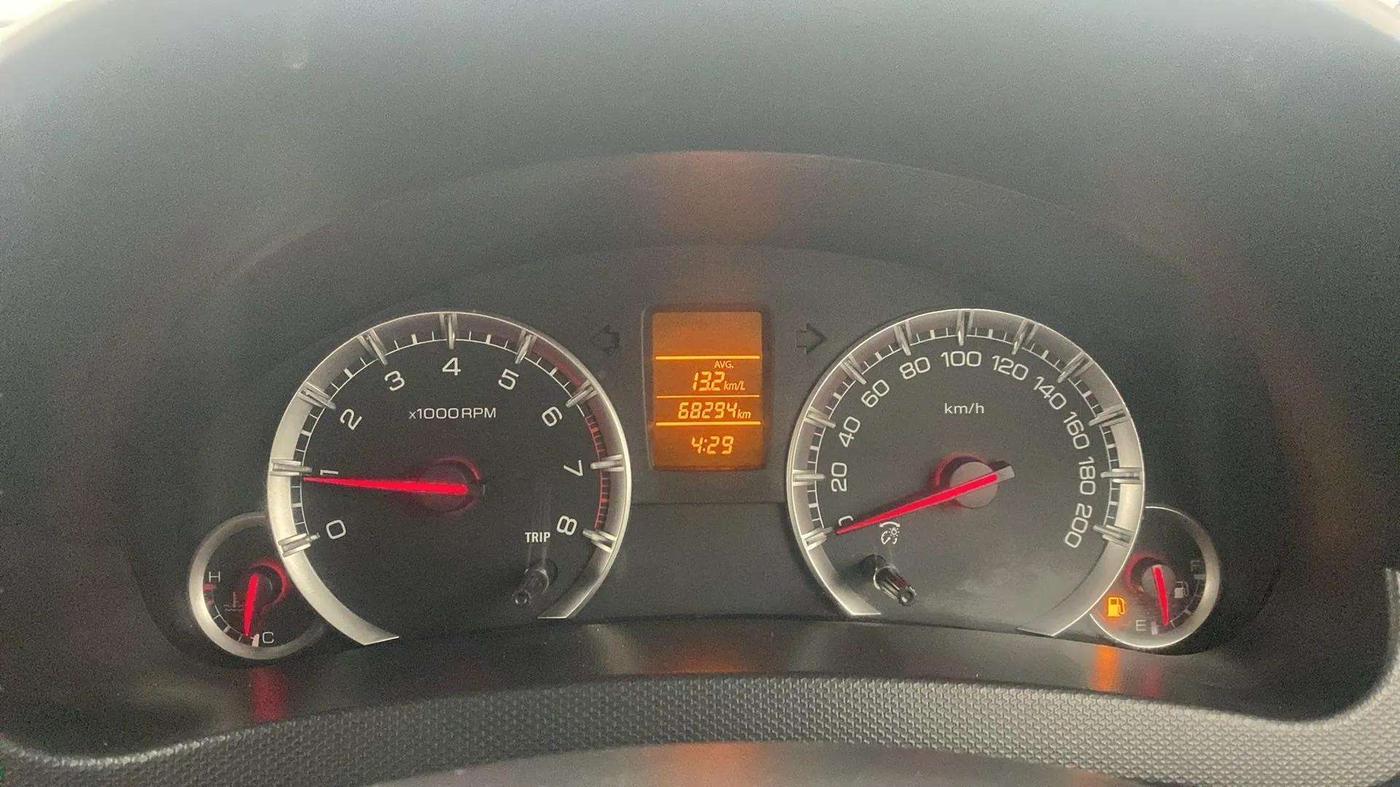 2014 Maruti Swift VXI, Petrol, Manual, 68,289 km, Odometer Image