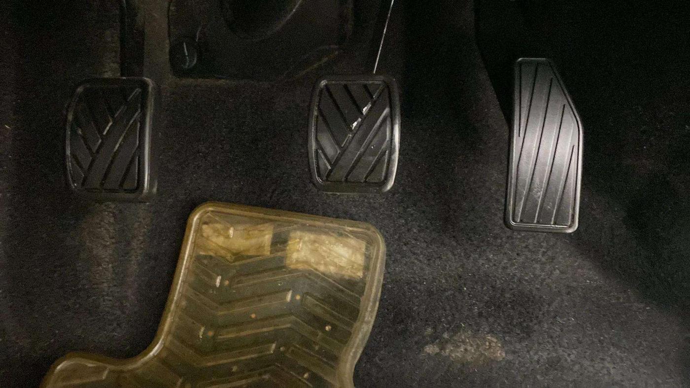 2018 Maruti IGNIS DELTA 1.2, Petrol, Manual, 8,575 km, Pedals