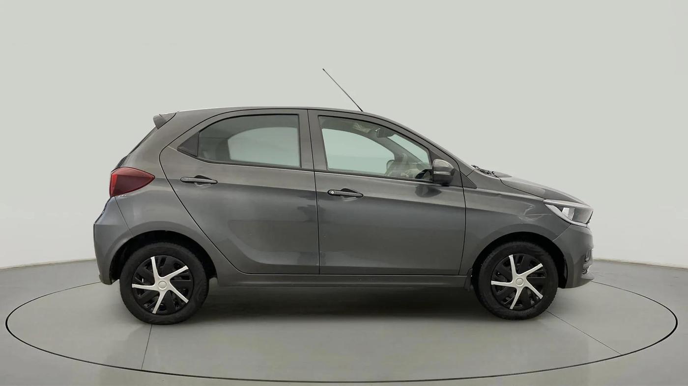 2021 Tata Tiago XT PETROL, Petrol, Manual, 21,033 km, Right Side View
