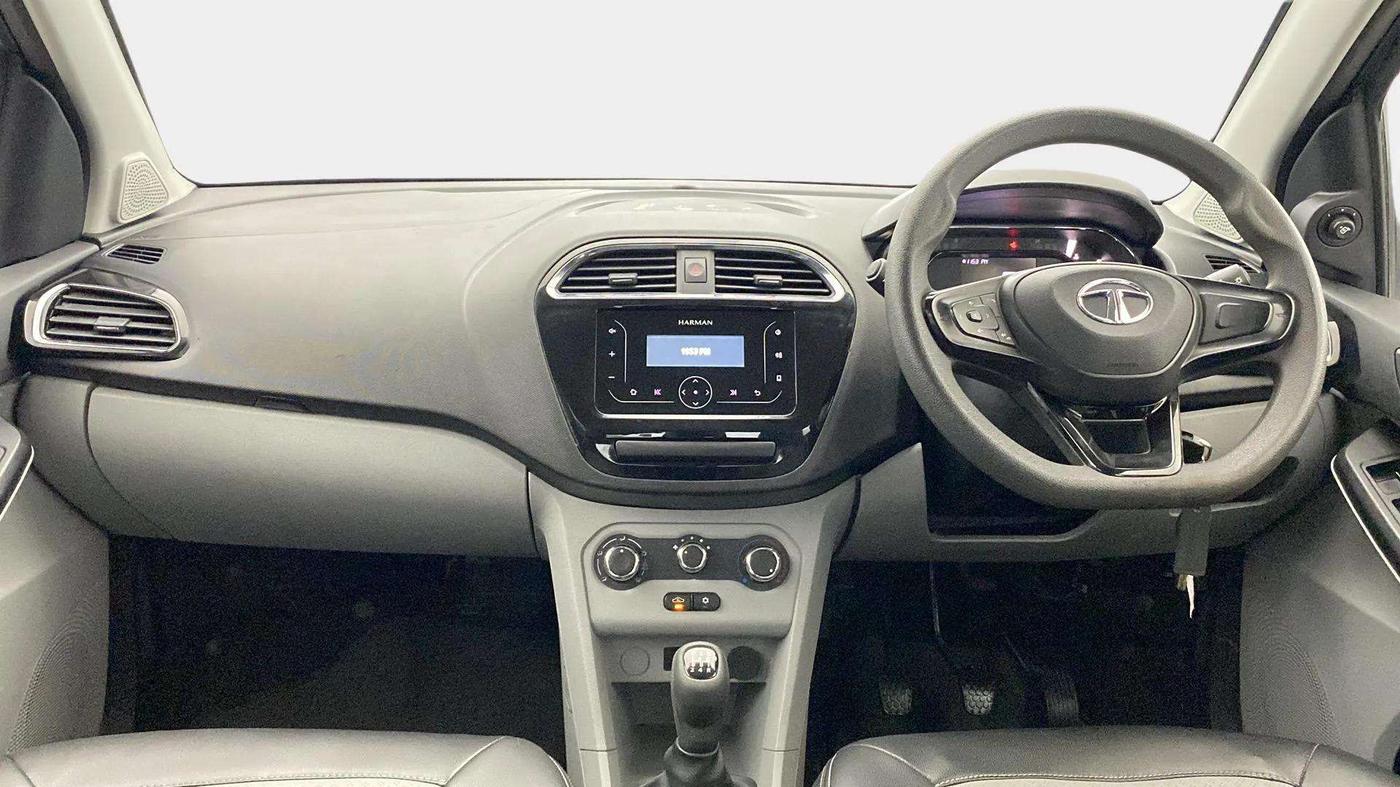 2021 Tata Tiago XT PETROL, Petrol, Manual, 21,033 km, Dashboard