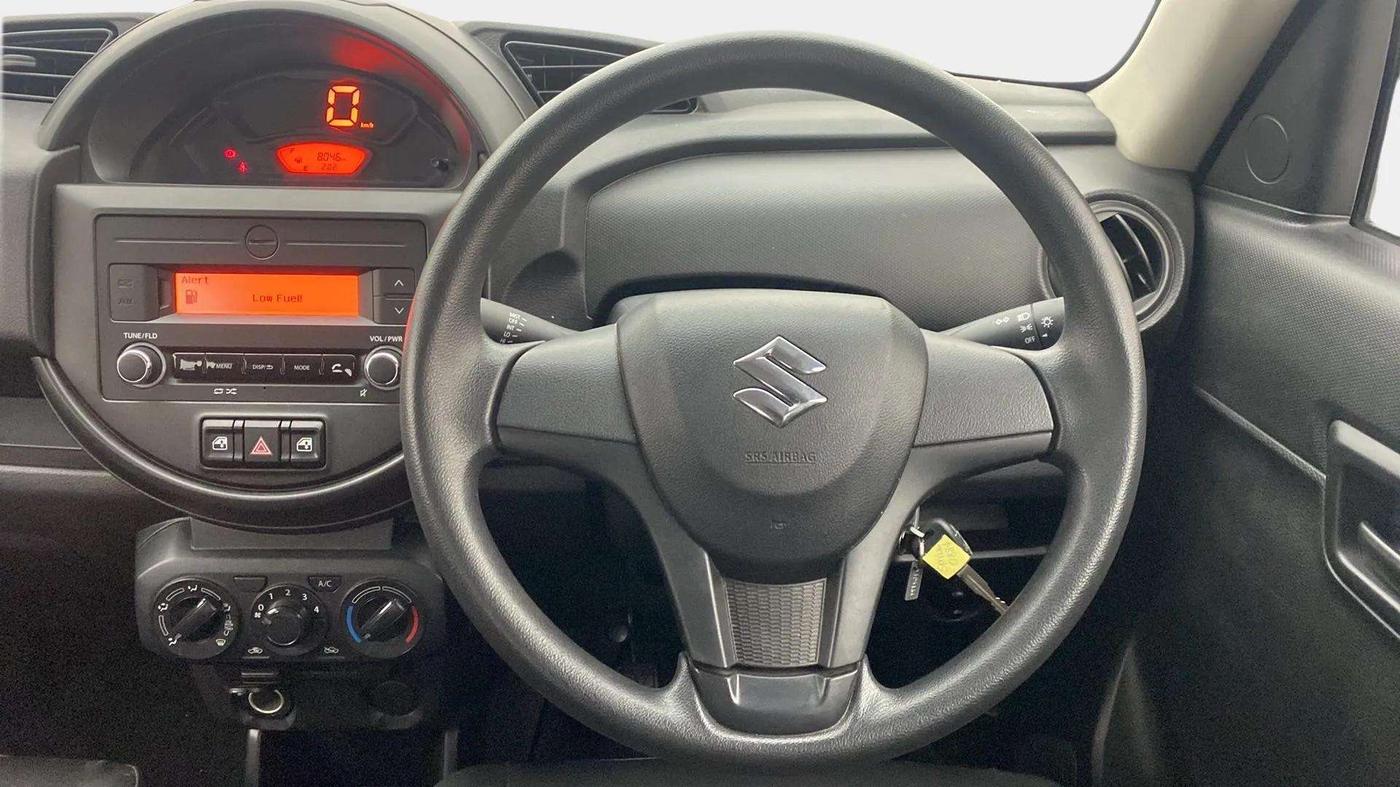 2020 Maruti S PRESSO VXI (O), CNG, Manual, 8,070 km, Steering Wheel Close Up