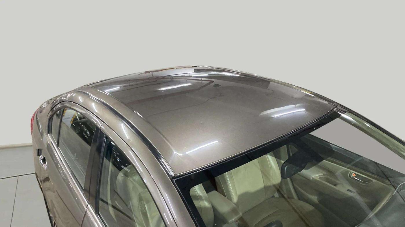 2019 Maruti Ciaz ALPHA 1.5 SHVS PETROL, Petrol, Manual, 67,171 km, Roof