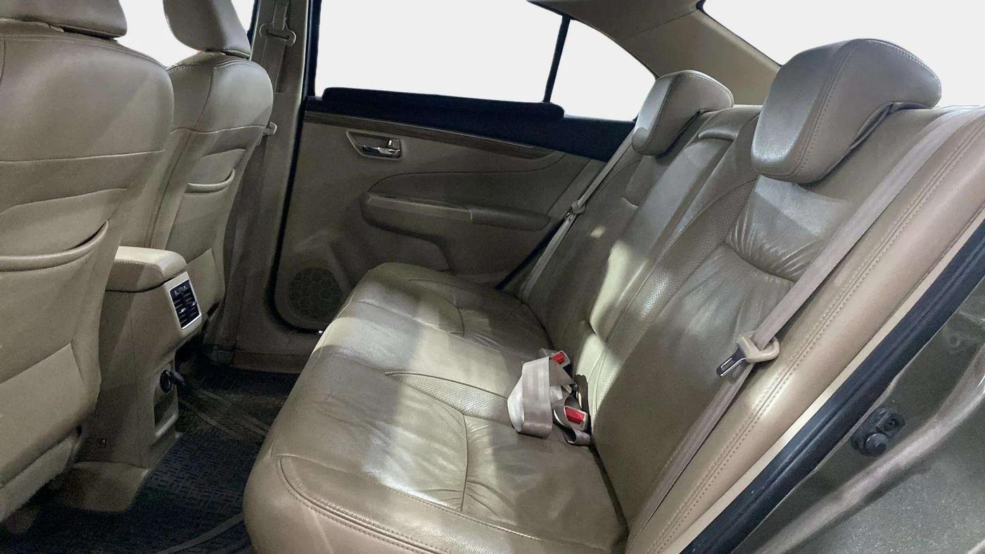 2019 Maruti Ciaz ALPHA 1.5 SHVS PETROL, Petrol, Manual, 67,171 km, Right Side Rear Door Cabin