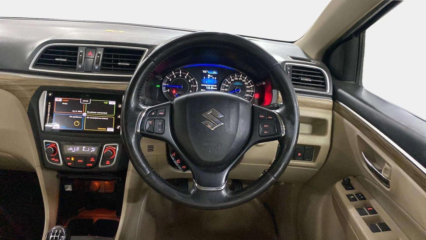 2019 Maruti Ciaz ALPHA 1.5 SHVS PETROL, Petrol, Manual, 67,171 km, Steering Wheel Close Up