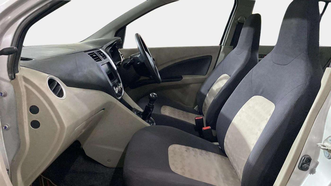 2016 Maruti Celerio VXI, Petrol, Manual, 25,311 km, Right Side Front Door Cabin
