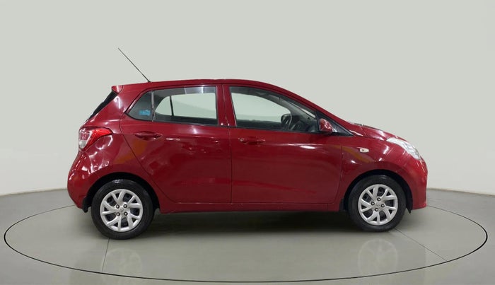 2017 Hyundai Grand i10 MAGNA AT 1.2 KAPPA VTVT, Petrol, Automatic, 28,645 km, Right Side View