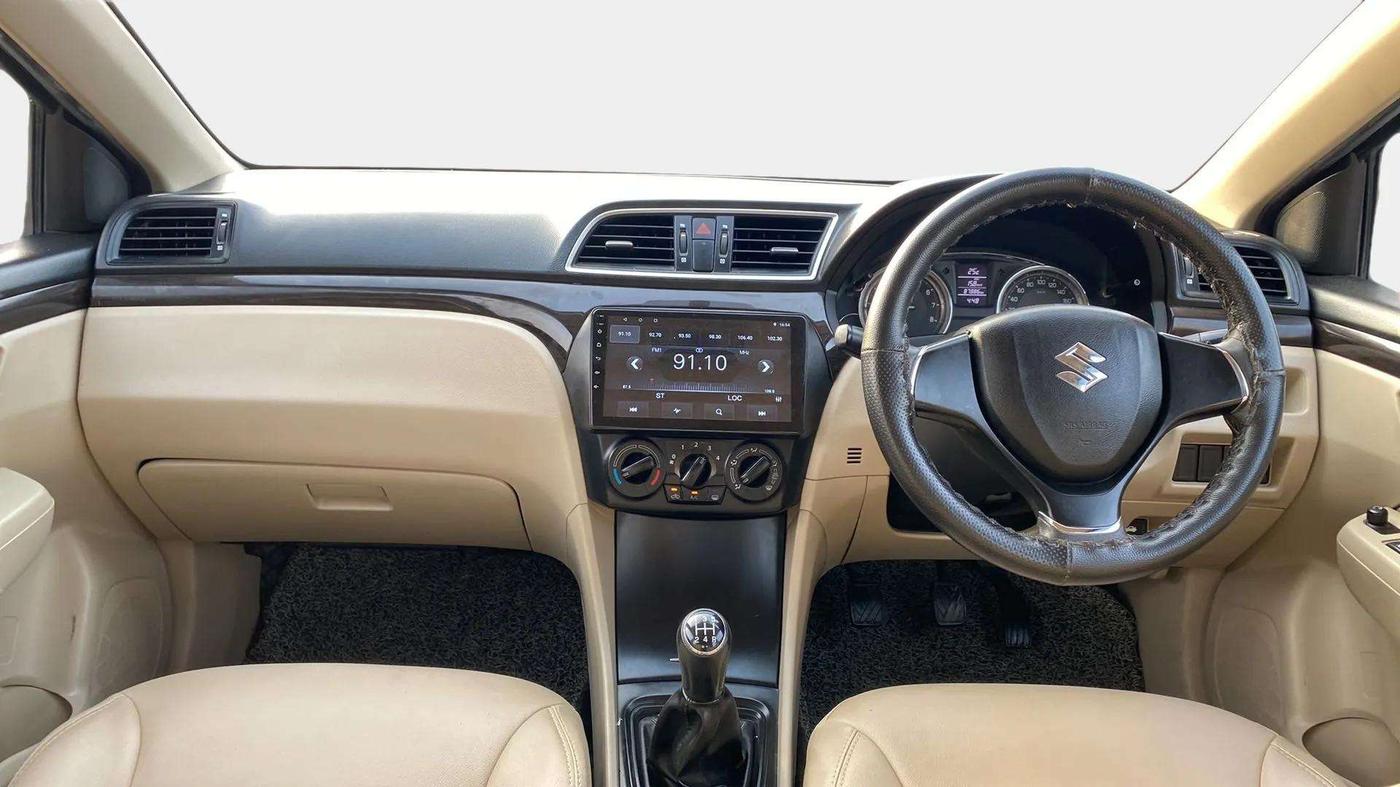2016 Maruti Ciaz VXI (O), Petrol, Manual, 88,037 km, Dashboard