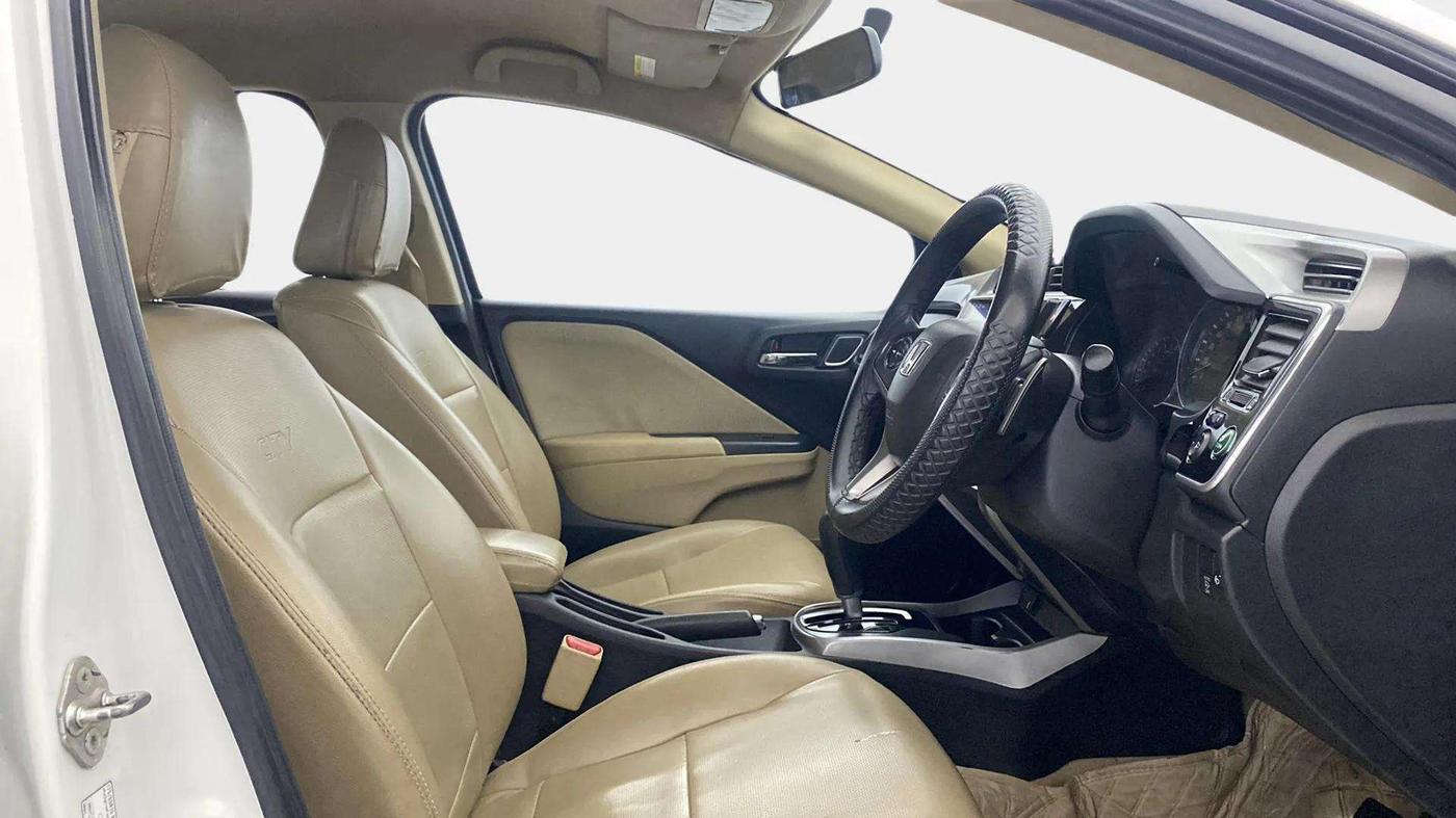 2018 Honda City 1.5L I-VTE V CVT, Petrol, Automatic, 64,021 km, Right Side Front Door Cabin