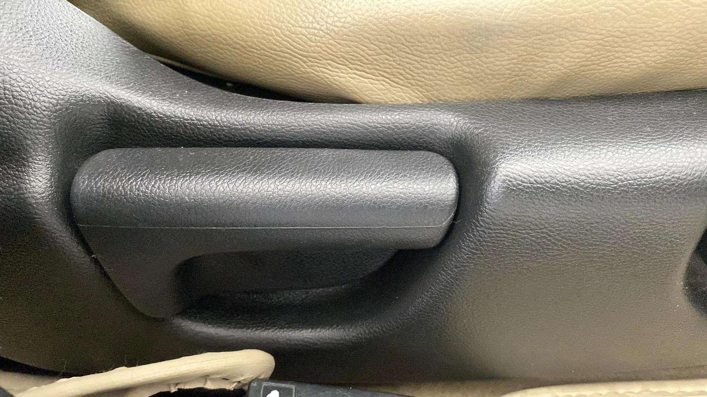 2018 Honda City 1.5L I-VTE V CVT, Petrol, Automatic, 64,021 km, Driver Side Adjustment Panel