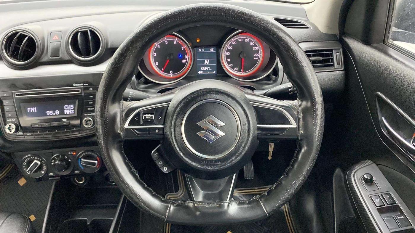 2018 Maruti Swift VXI AMT, Petrol, Automatic, 56,825 km, Steering Wheel Close Up