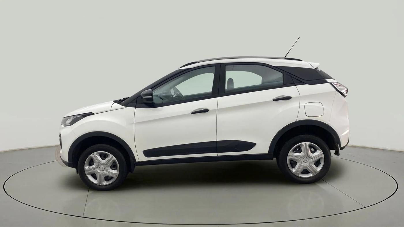2023 Tata NEXON XM PETROL, Petrol, Manual, 14,332 km, Left Side
