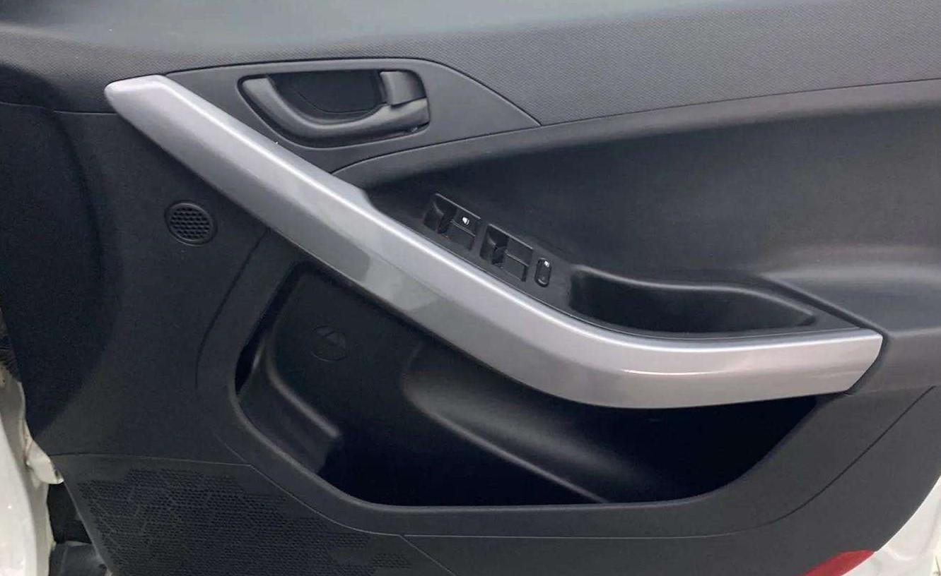 2023 Tata NEXON XM PETROL, Petrol, Manual, 14,332 km, Driver Side Door Panels Control