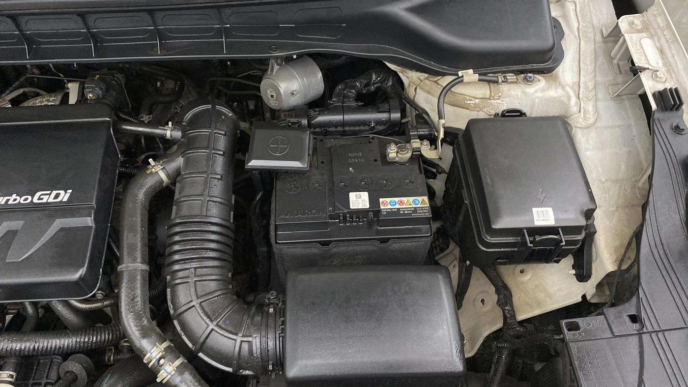2022 KIA CARENS PREMIUM 1.4 PETROL 7 STR, Petrol, Manual, 37,392 km, Engine View - Left