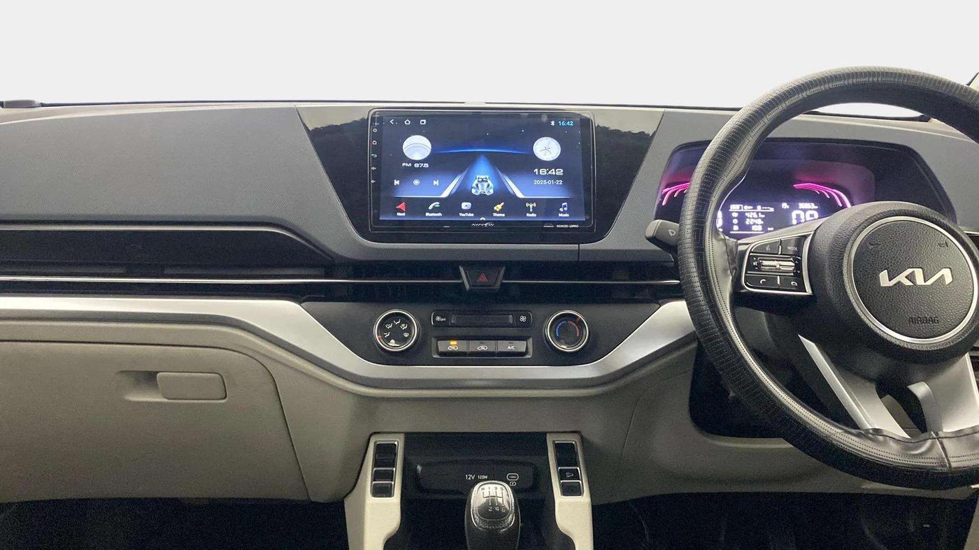 2022 KIA CARENS PREMIUM 1.4 PETROL 7 STR, Petrol, Manual, 37,392 km, Air Conditioner