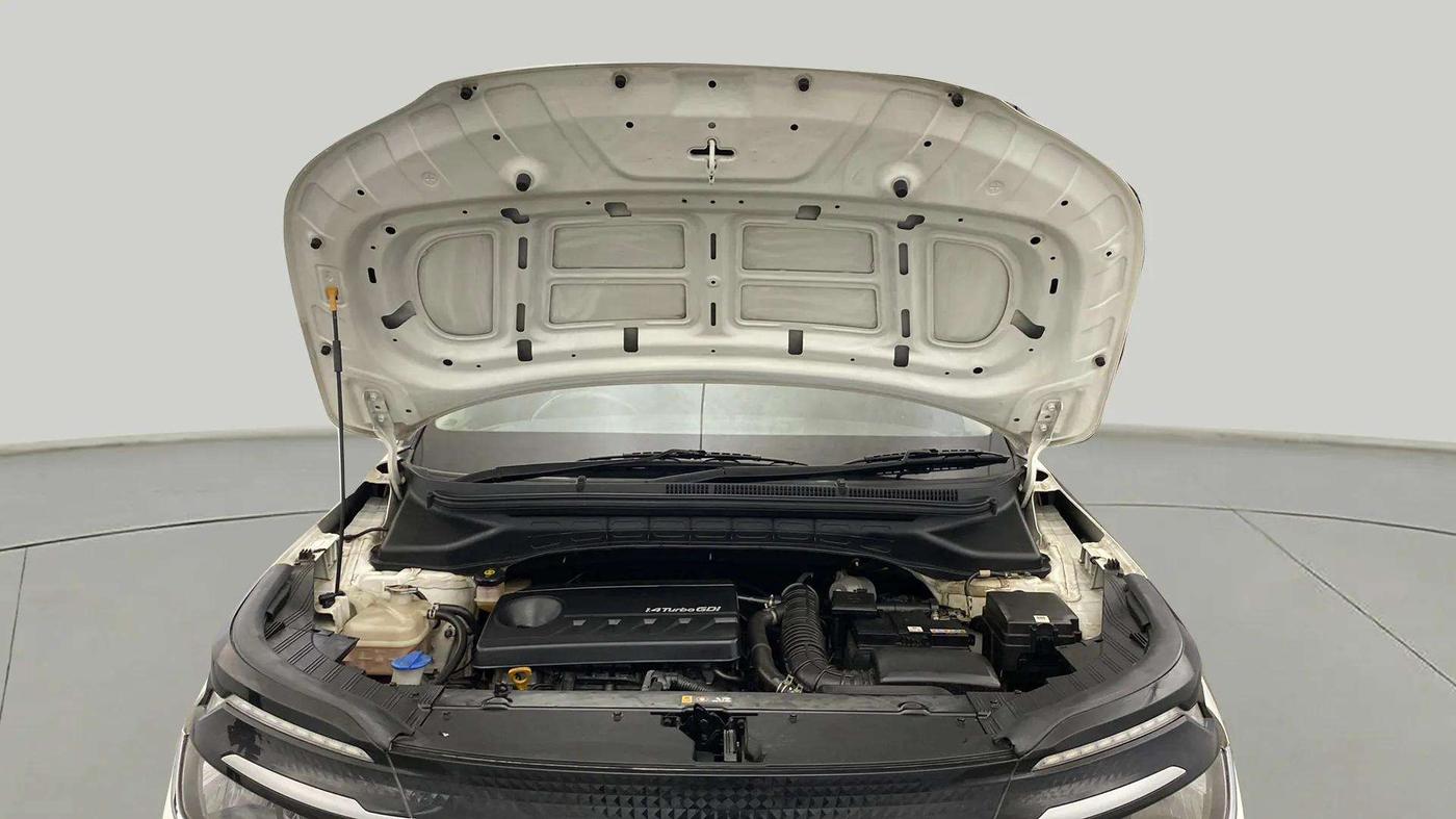 2022 KIA CARENS PREMIUM 1.4 PETROL 7 STR, Petrol, Manual, 37,392 km, Open Bonet