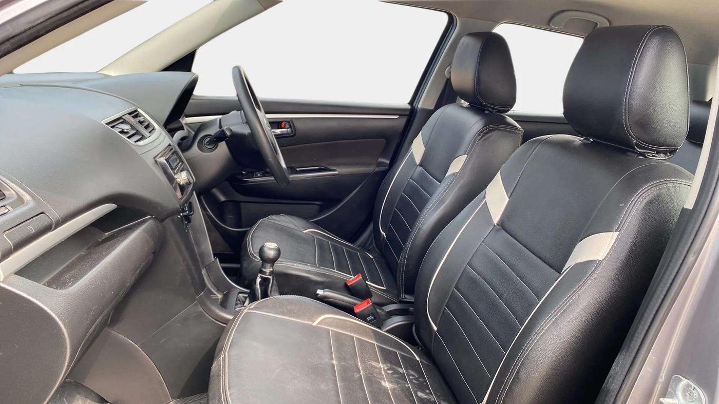 2013 Maruti Swift VXI, Petrol, Manual, 51,984 km, Right Side Front Door Cabin
