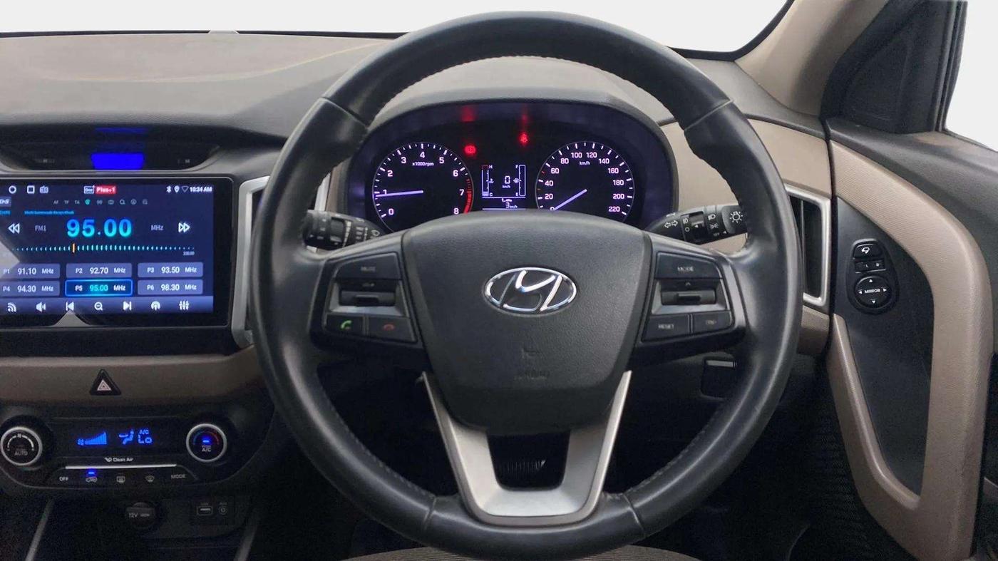 2017 Hyundai Creta SX PLUS AT 1.6 PETROL, Petrol, Automatic, 57,814 km, Steering Wheel Close Up
