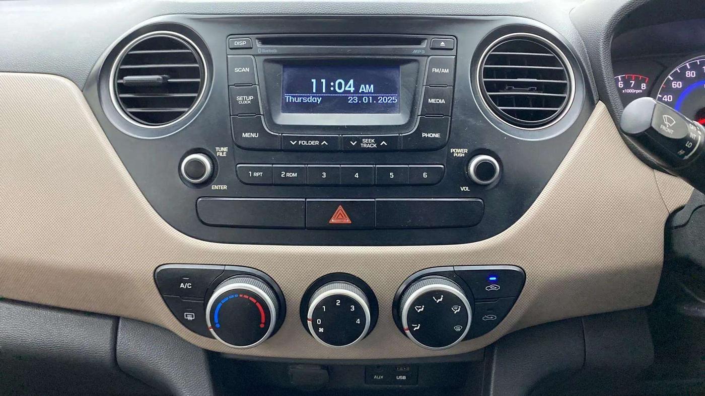 2015 Hyundai Grand i10 SPORTZ 1.2 KAPPA VTVT, Petrol, Manual, 71,020 km, Air Conditioner