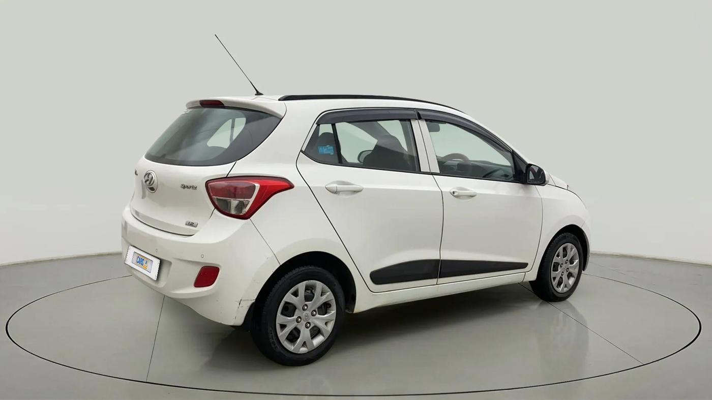 2015 Hyundai Grand i10 SPORTZ 1.2 KAPPA VTVT, Petrol, Manual, 71,020 km, Right Back Diagonal