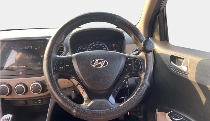 2016 Hyundai Grand i10 SPORTZ 1.2 KAPPA VTVT, CNG, Manual, 51,776 km, Steering Wheel Close Up