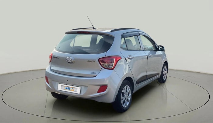 2016 Hyundai Grand i10 SPORTZ 1.2 KAPPA VTVT, CNG, Manual, 51,776 km, Right Back Diagonal