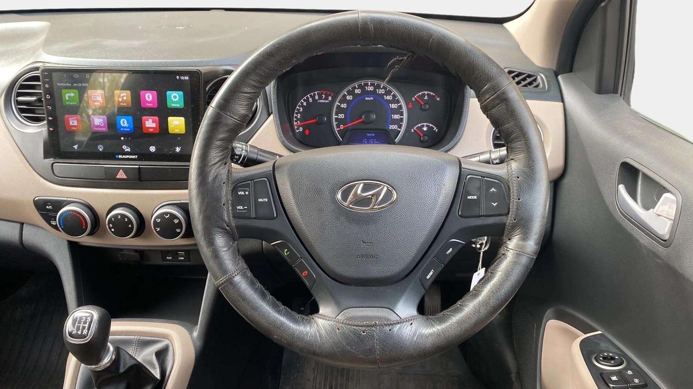 2017 Hyundai Grand i10 SPORTZ 1.2 KAPPA VTVT, Petrol, Manual, 20,897 km, Steering Wheel Close Up