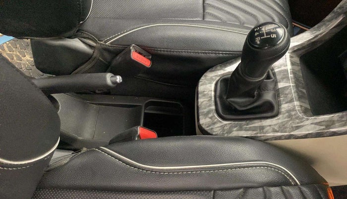 2019 Maruti New Wagon-R ZXI 1.2, Petrol, Manual, 22,846 km, Gear Lever
