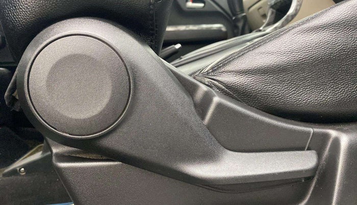 2019 Maruti New Wagon-R ZXI 1.2, Petrol, Manual, 22,846 km, Driver Side Adjustment Panel