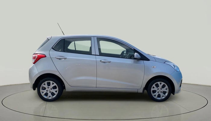 2016 Hyundai Grand i10 MAGNA 1.2 KAPPA VTVT, Petrol, Manual, 45,239 km, Right Side