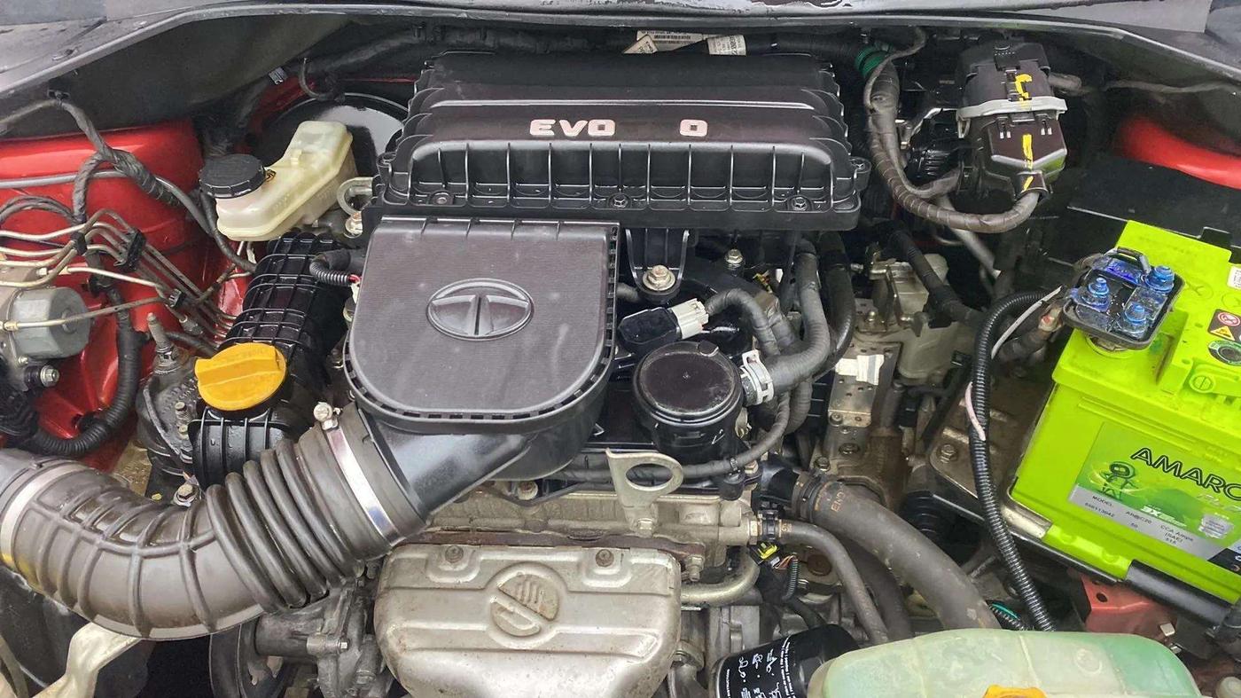 2017 Tata Tiago XZA PLUS PETROL, Petrol, Automatic, 18,326 km, Open Bonet