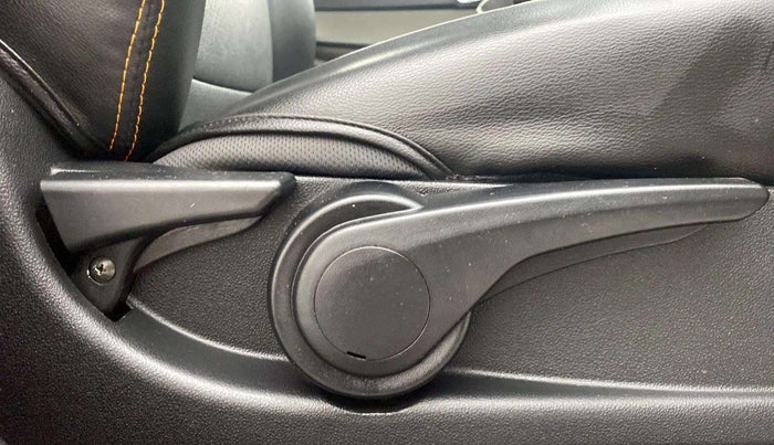 2017 Tata Tiago XZA PLUS PETROL, Petrol, Automatic, 18,326 km, Driver Side Adjustment Panel