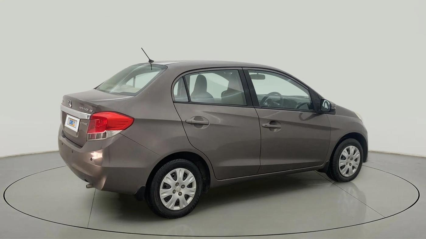2015 Honda Amaze 1.2L I-VTEC SX, Petrol, Manual, 68,575 km, Right Back Diagonal