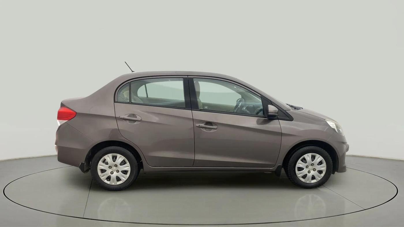 2015 Honda Amaze 1.2L I-VTEC SX, Petrol, Manual, 68,575 km, Right Side