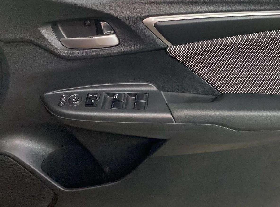 2017 Honda WR-V 1.2L I-VTEC VX MT, Petrol, Manual, 39,469 km, Driver Side Door Panels Control